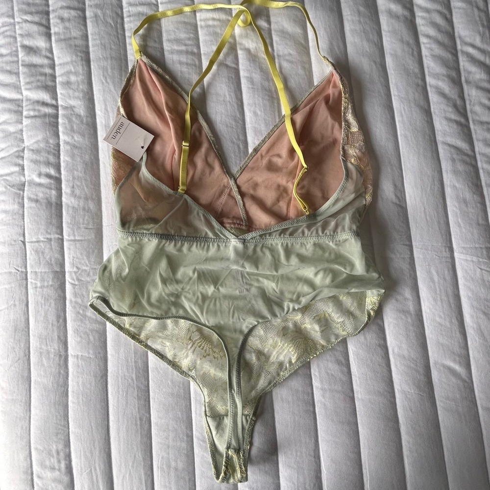 Auden Women's Lace Bodysuit Pink Light Green Yellow Strappy Plunging Neck Size M - Picture 2 of 6